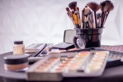 Make-up Tips voor Blauwe Ogen en een Lichte Huid